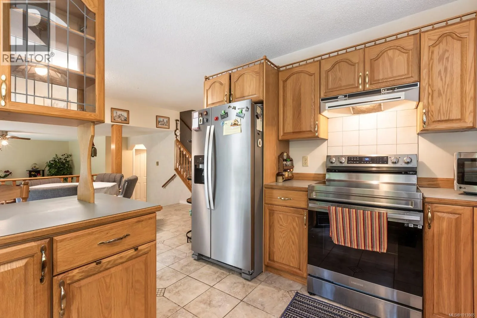 742 Sand Pines Dr