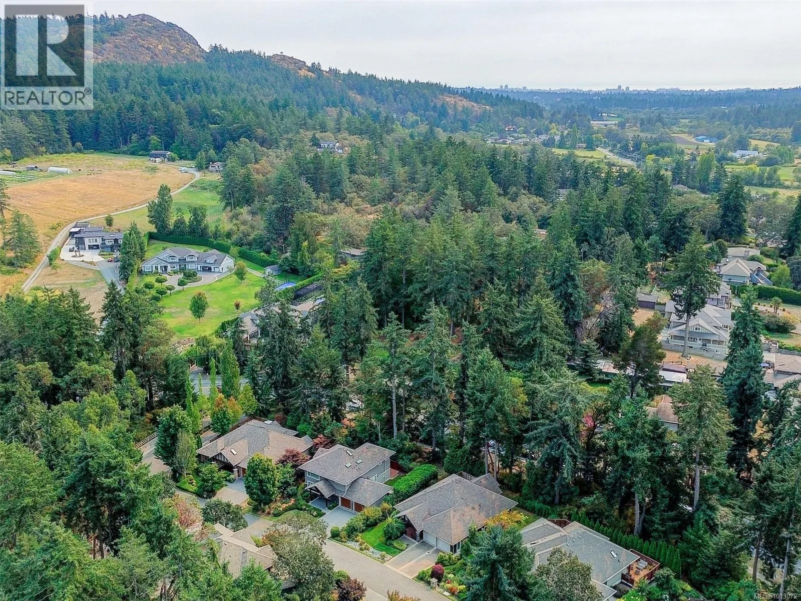 1266 Oceanwood Lane