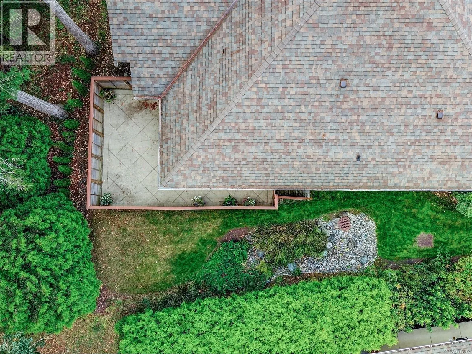 1266 Oceanwood Lane