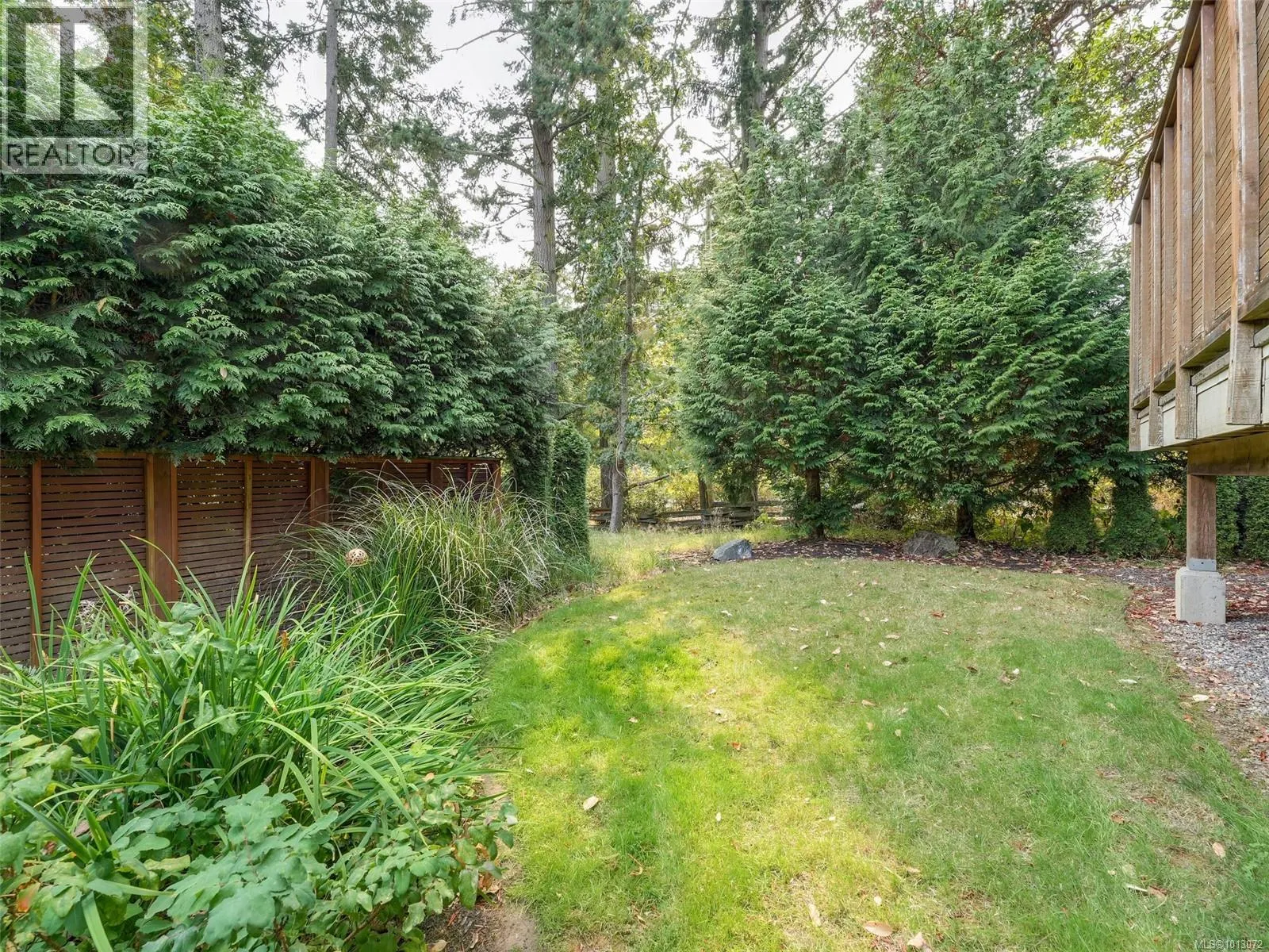 1266 Oceanwood Lane