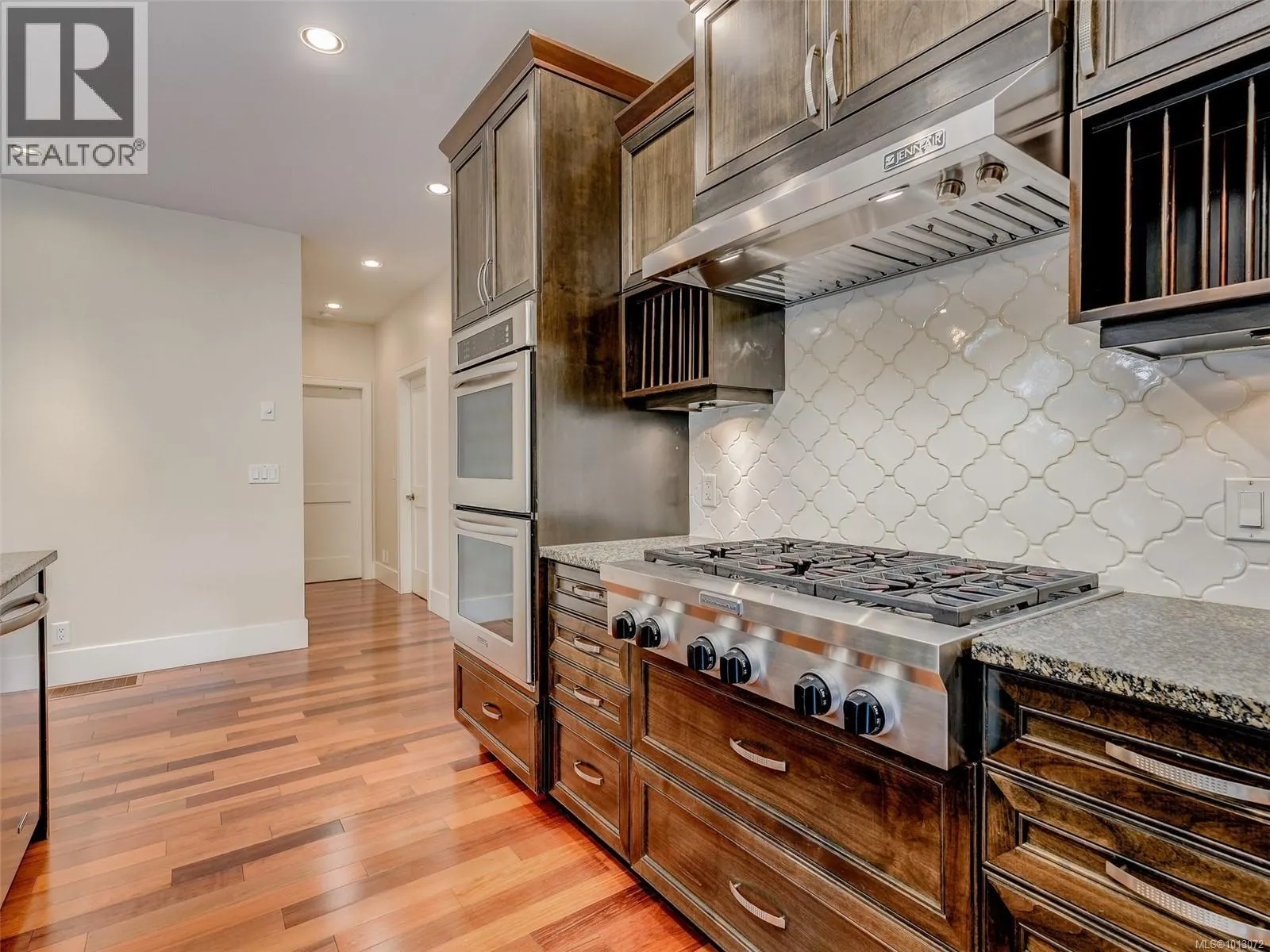 1266 Oceanwood Lane