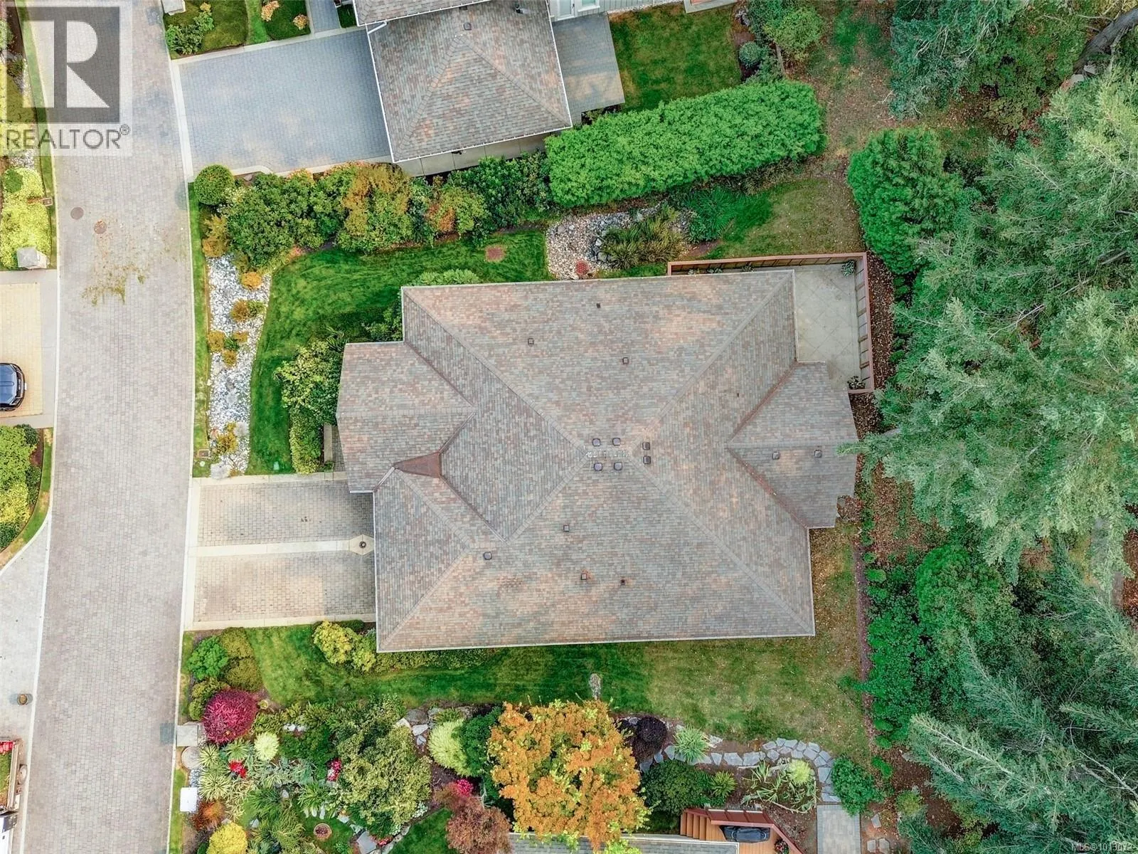 1266 Oceanwood Lane