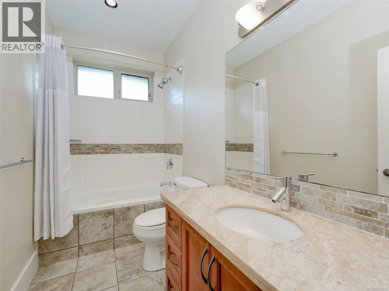 1266 Oceanwood Lane