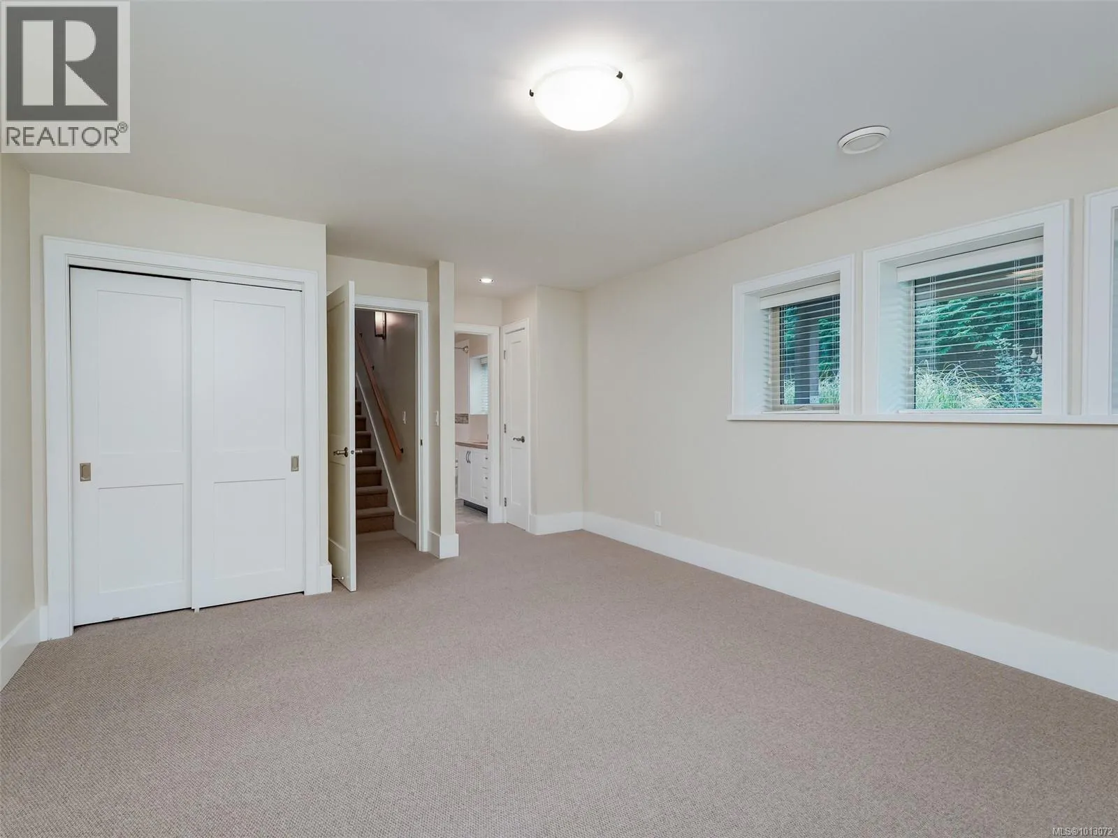 1266 Oceanwood Lane