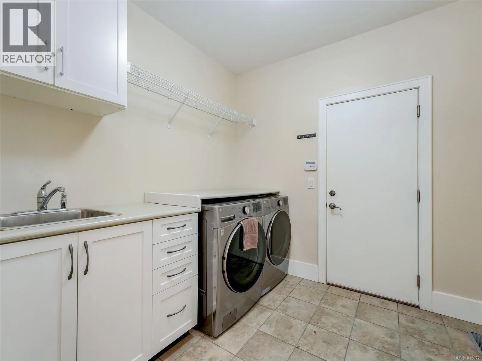 1266 Oceanwood Lane
