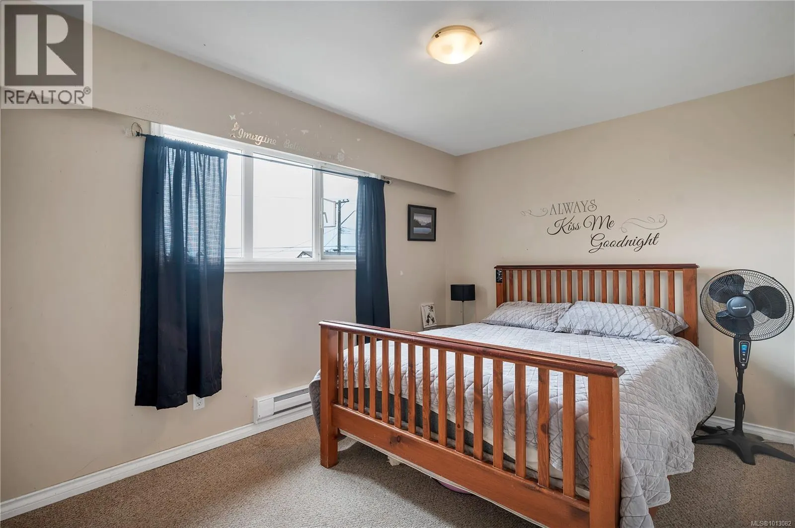 90 Thulin St