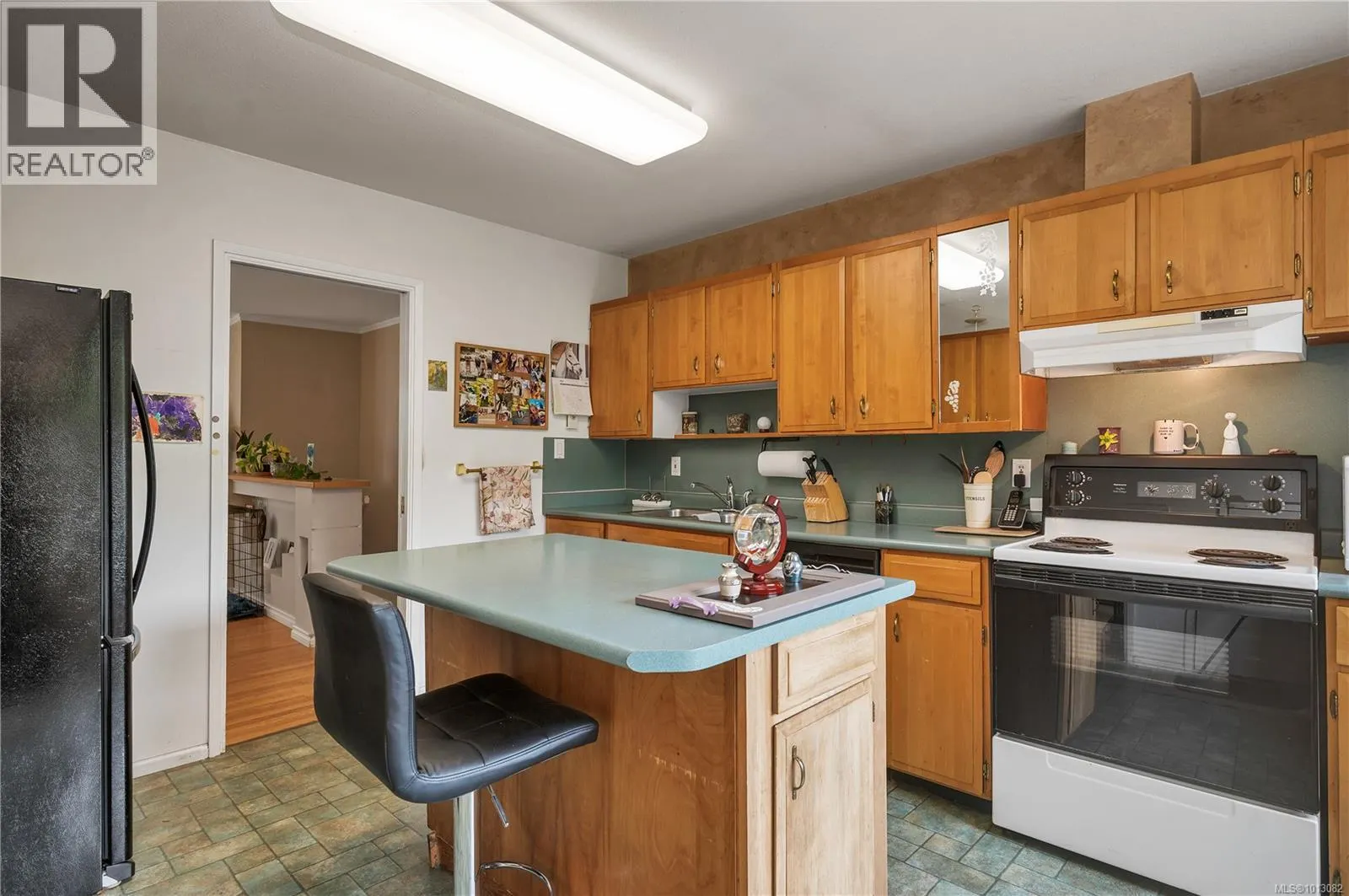 90 Thulin St