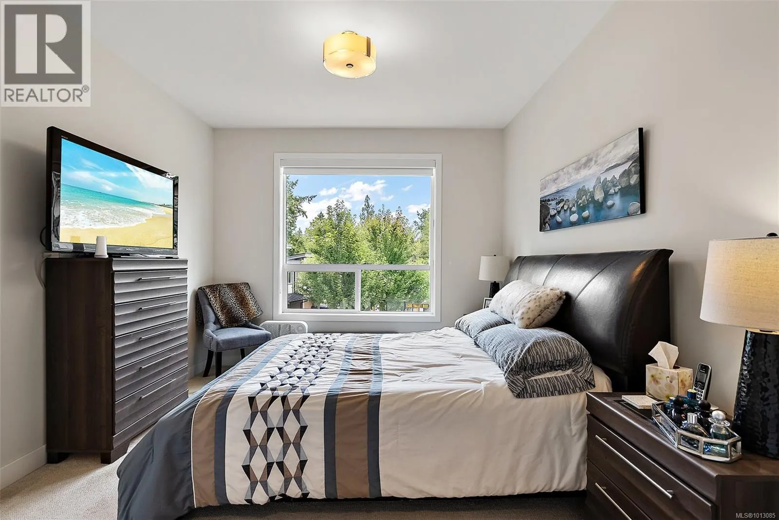 2202 Echo Valley Rise