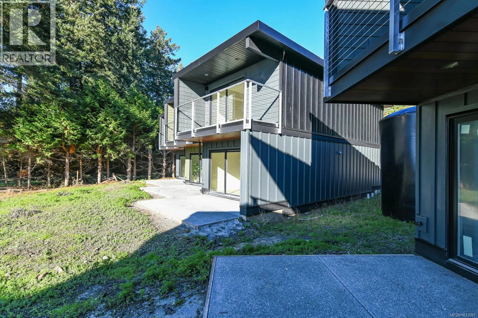 213 4305 Shingle Spit Rd