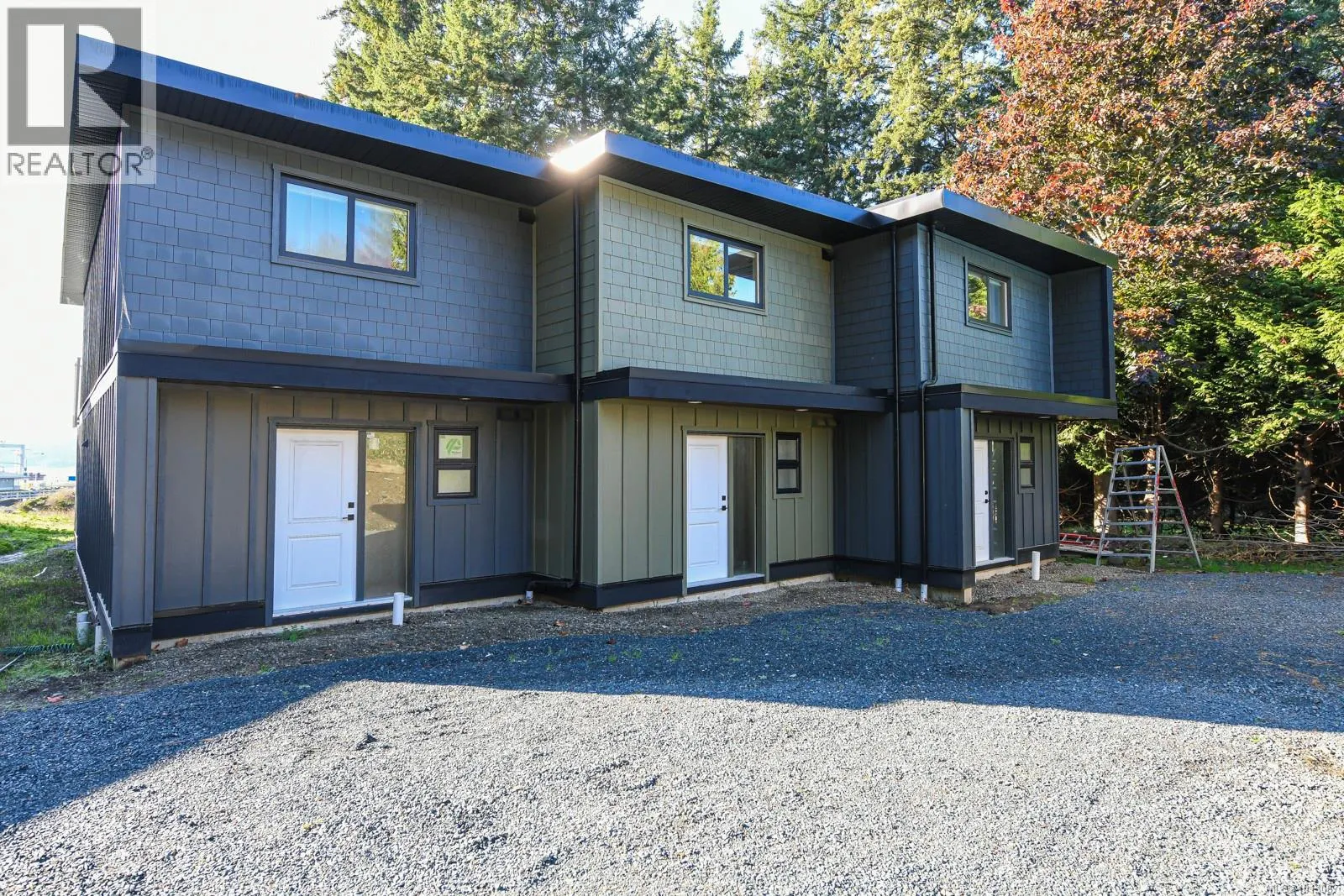 213 4305 Shingle Spit Rd