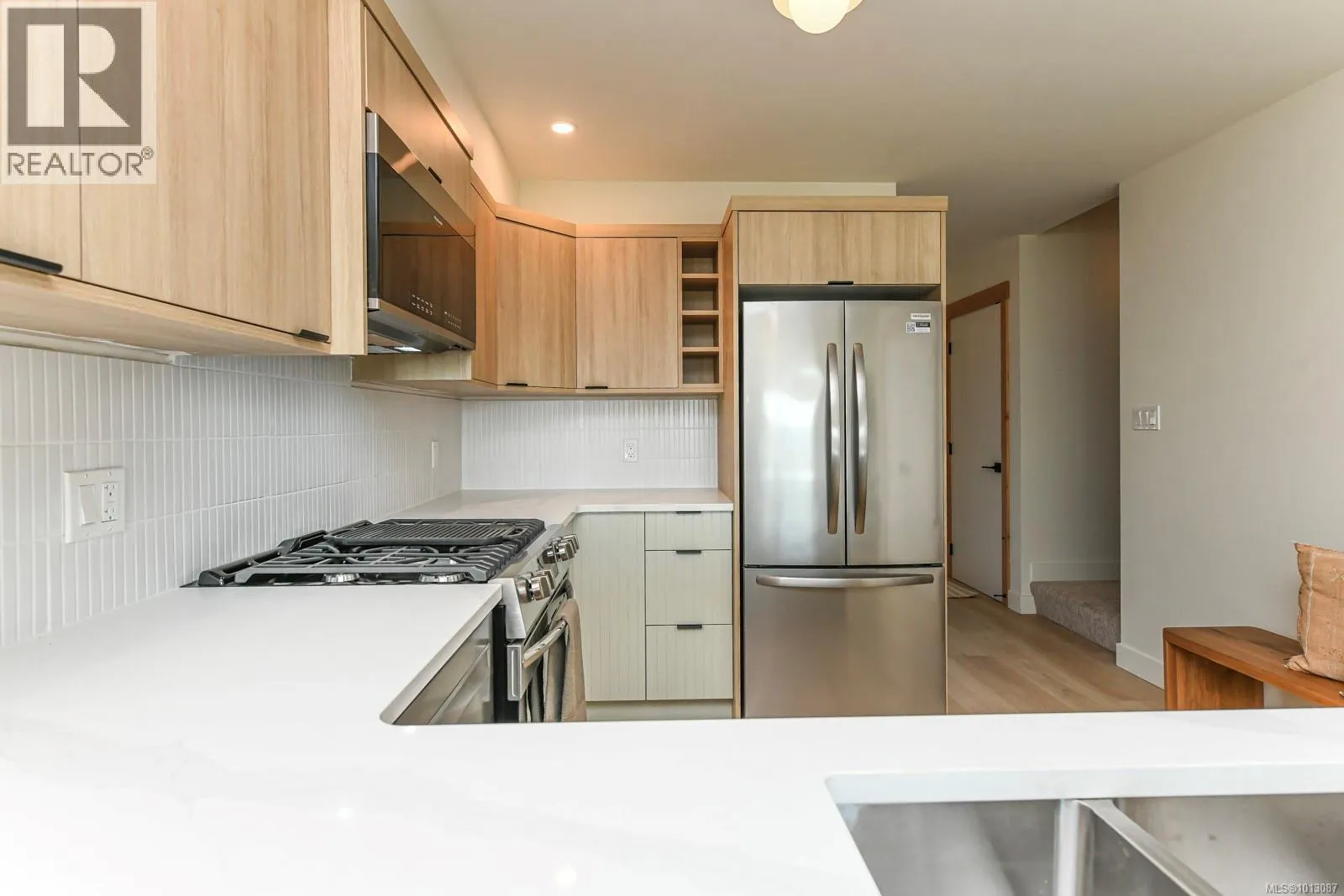 213 4305 Shingle Spit Rd