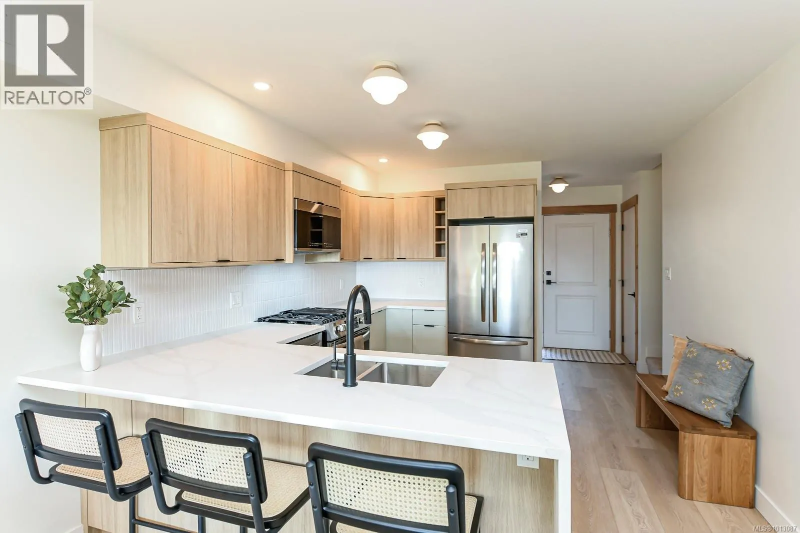 213 4305 Shingle Spit Rd