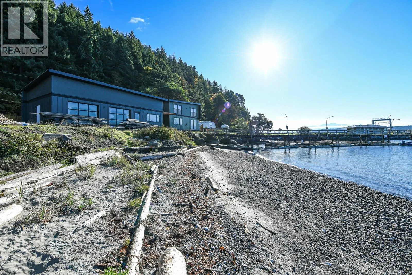 213 4305 Shingle Spit Rd
