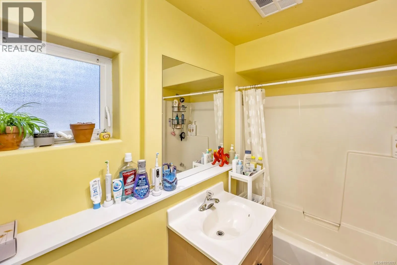 2586 Rainville Rd