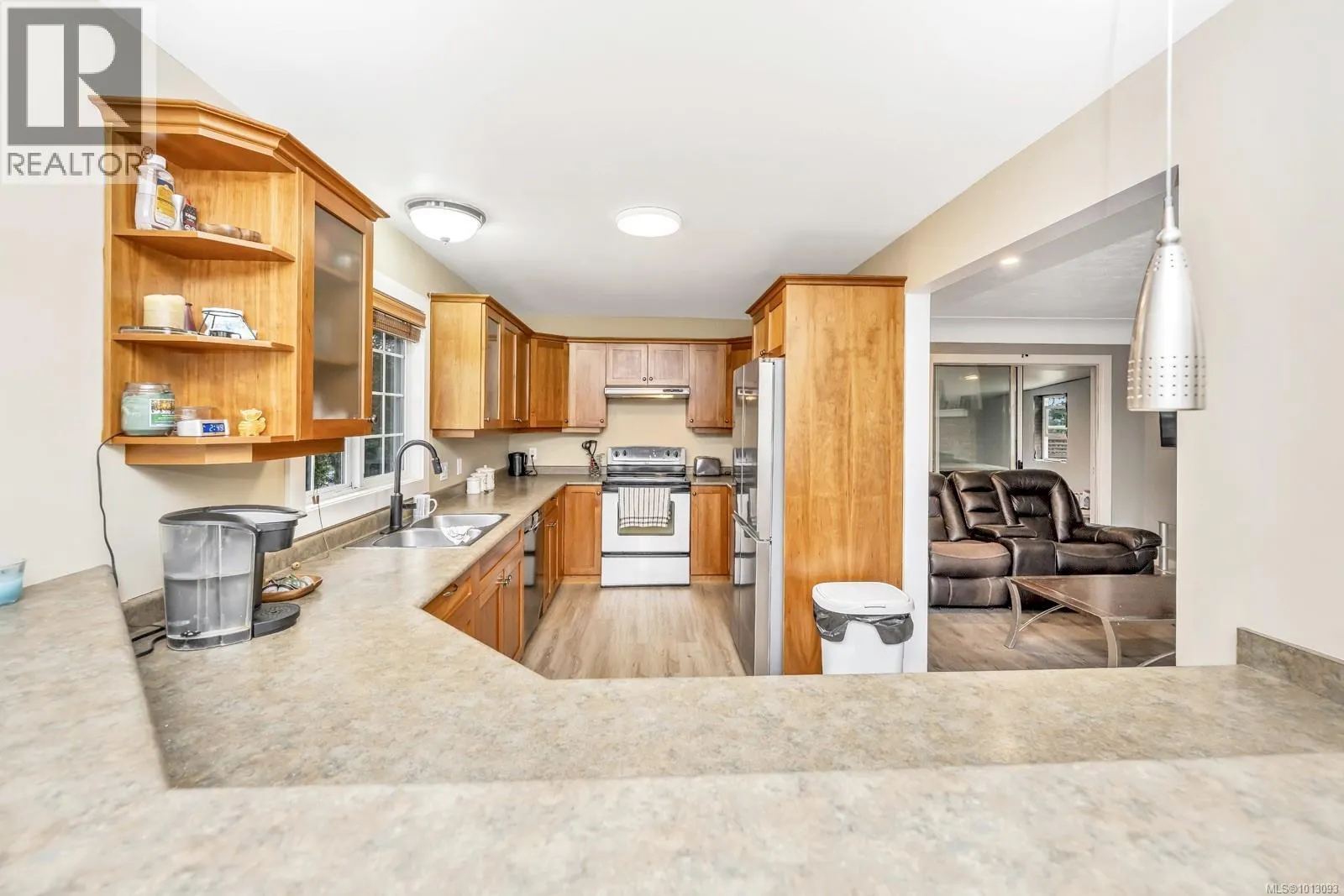 2586 Rainville Rd