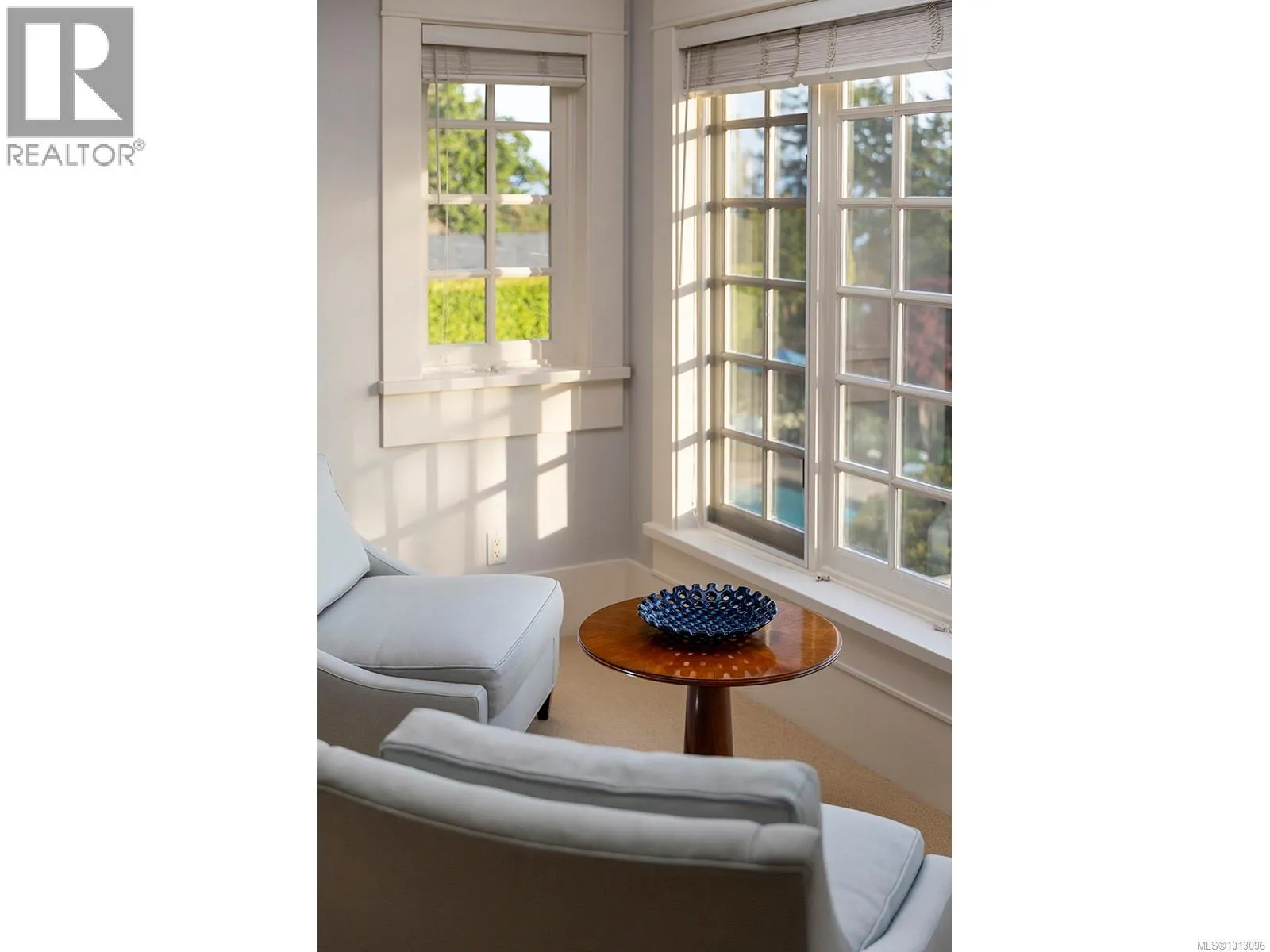 2766 Sea View Rd