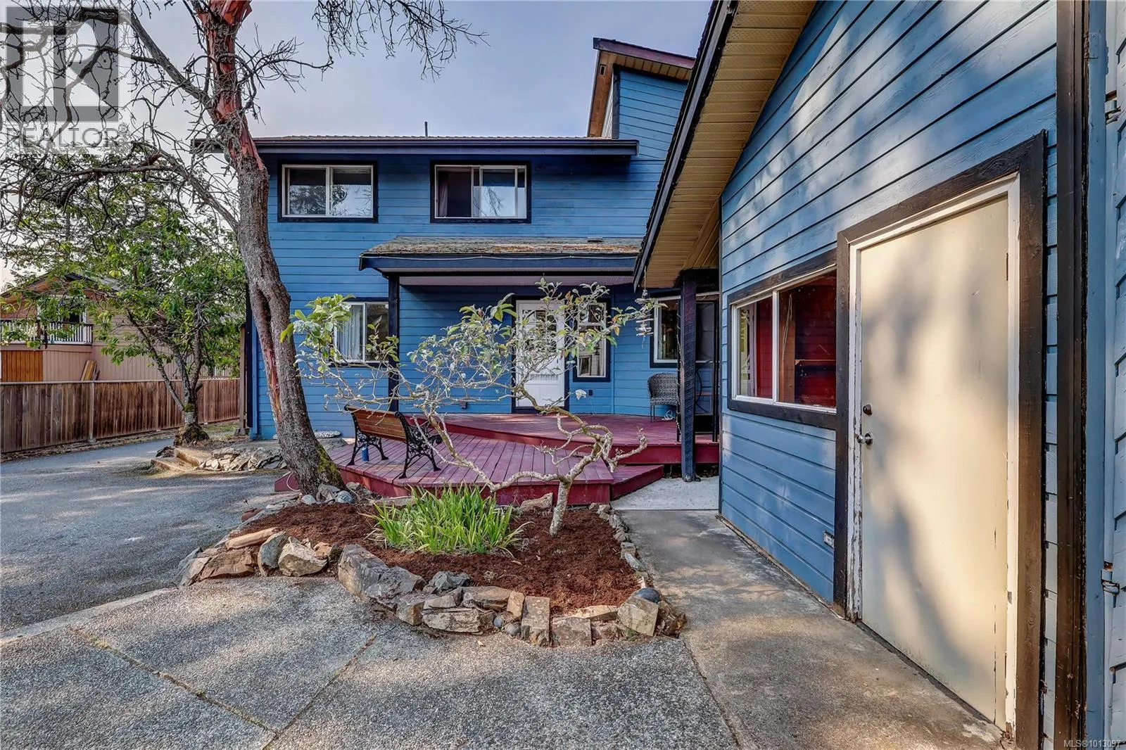 1546 Marina Way