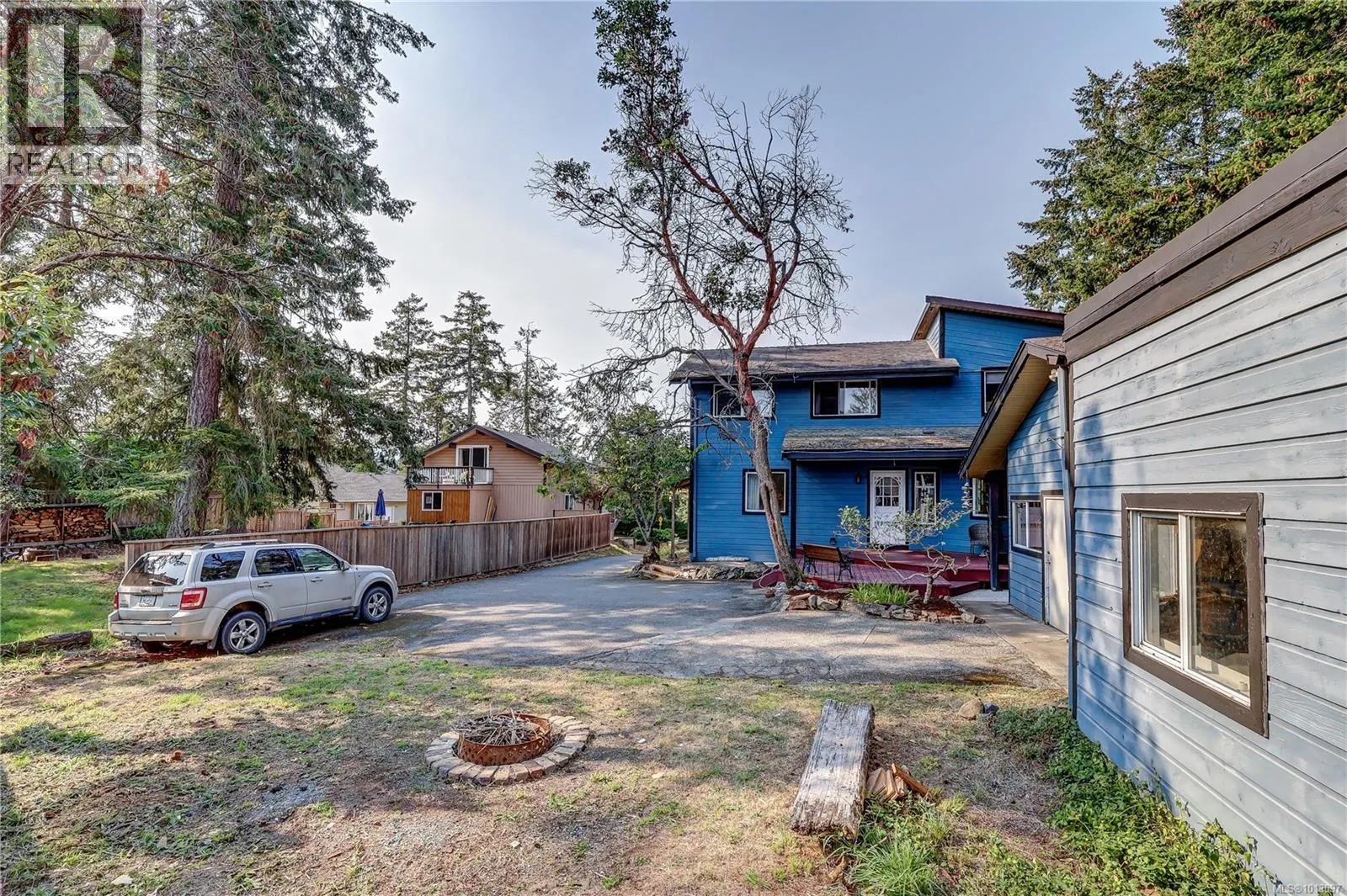1546 Marina Way