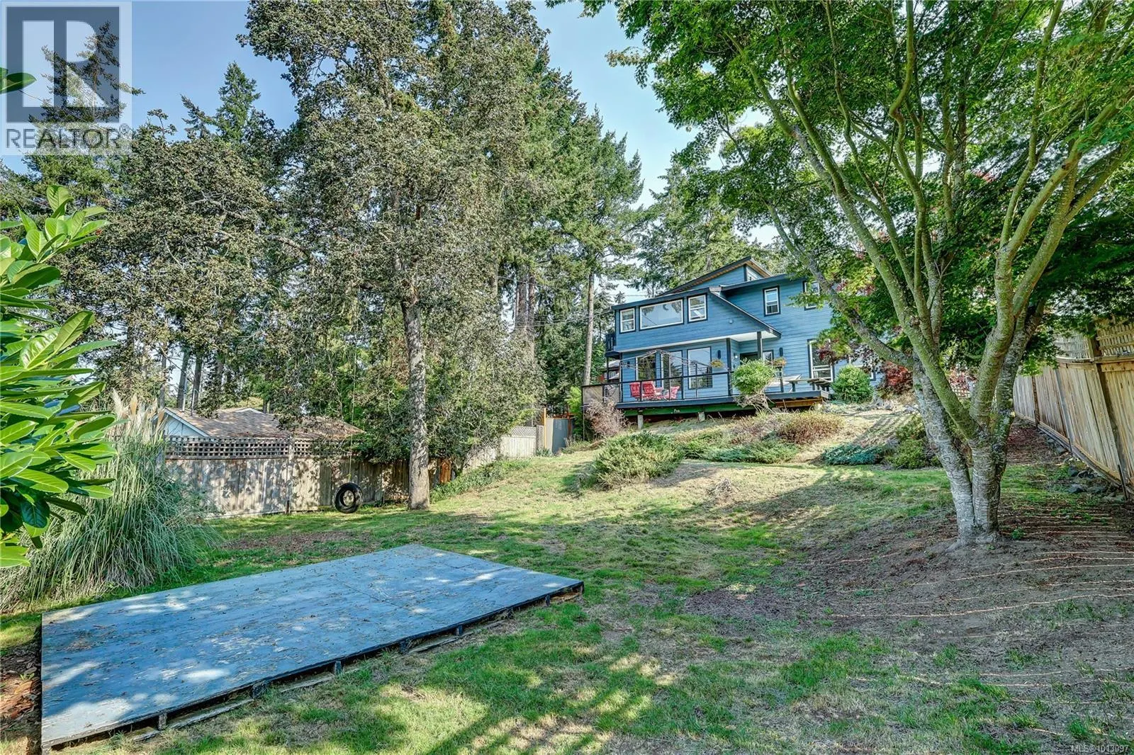 1546 Marina Way