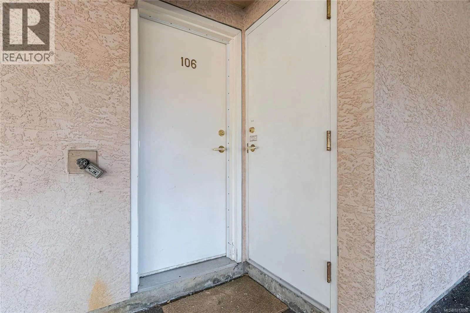 106 2250 James White Blvd