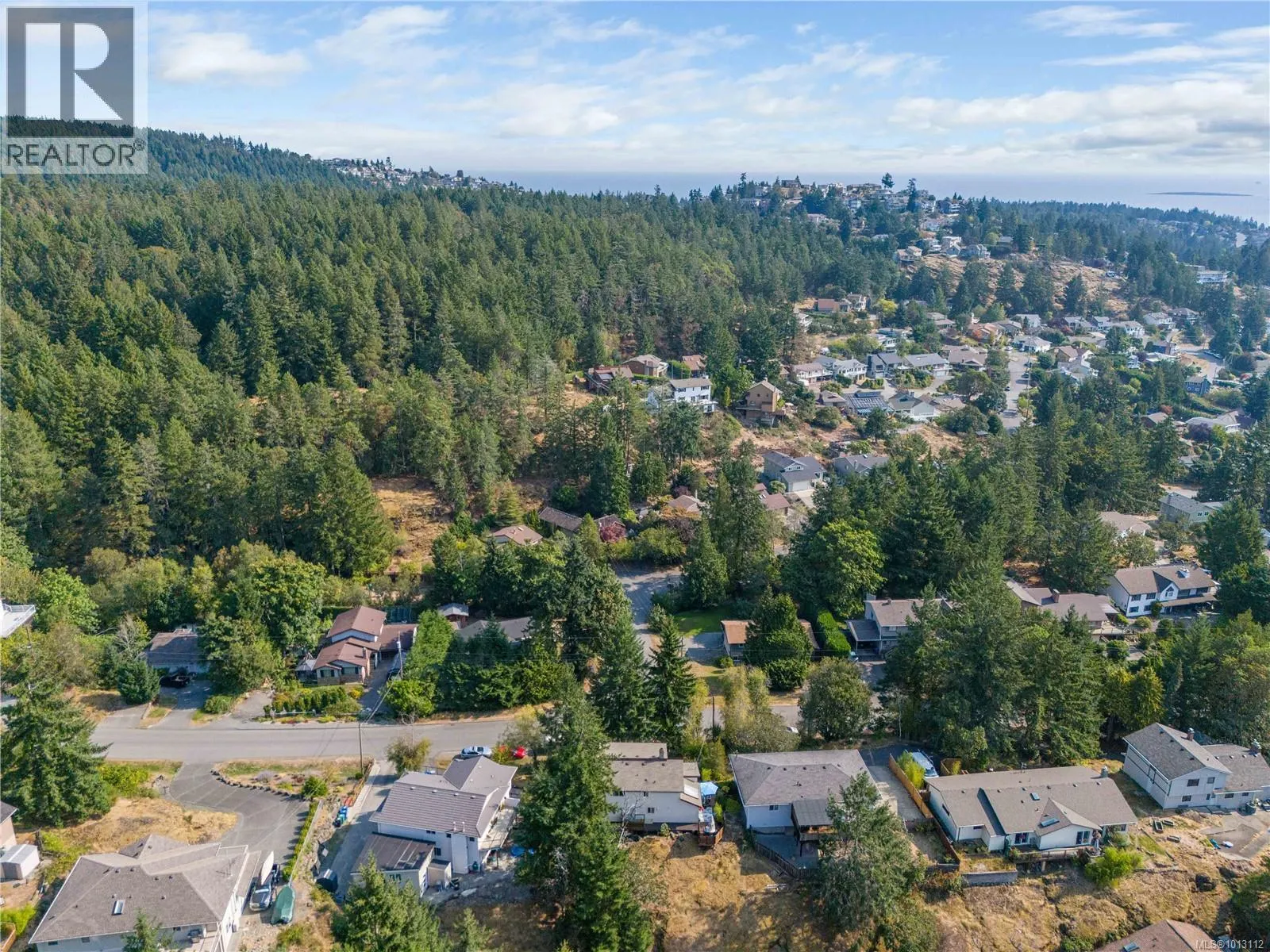 3132 Robin Hood Dr