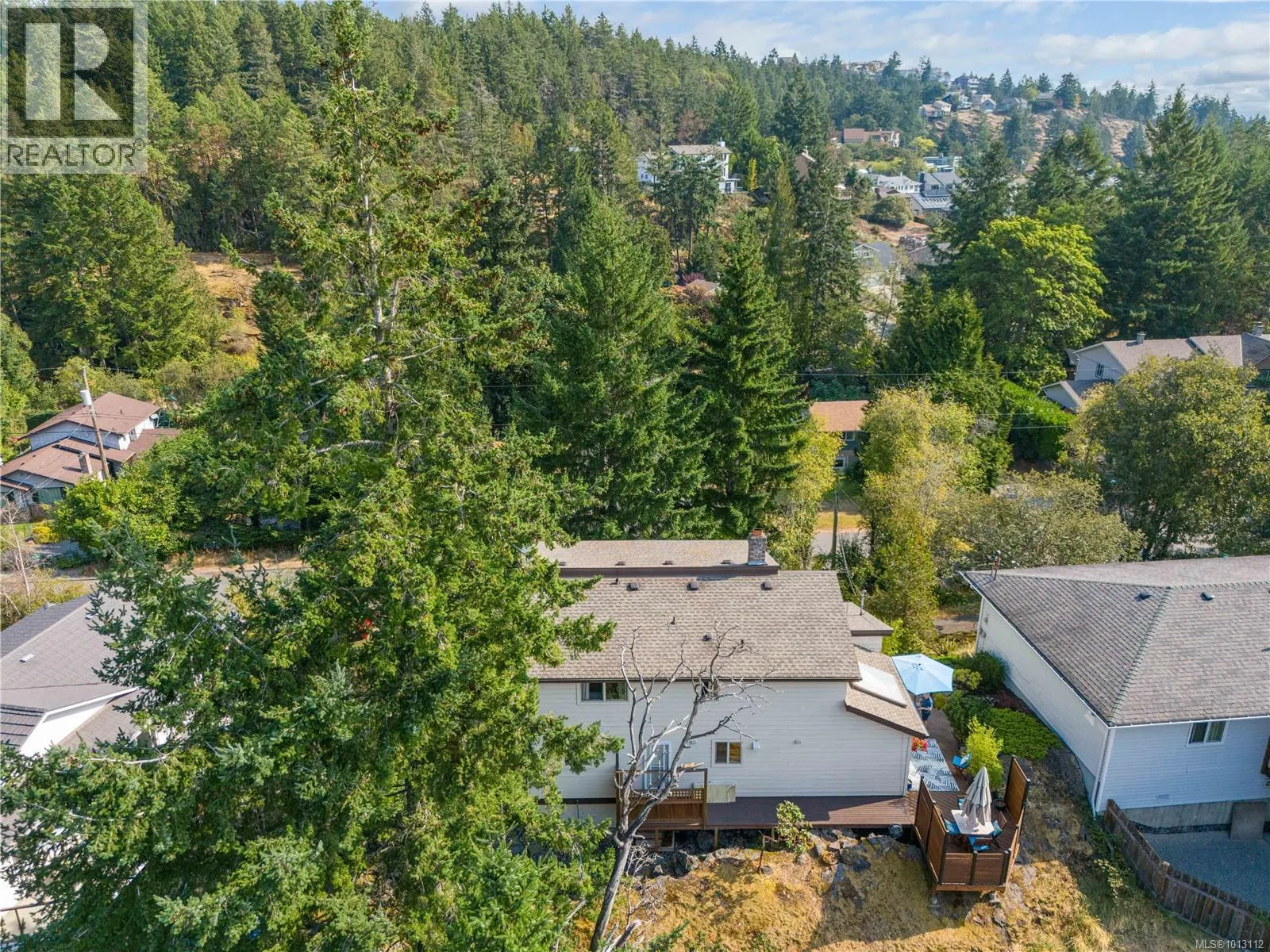 3132 Robin Hood Dr
