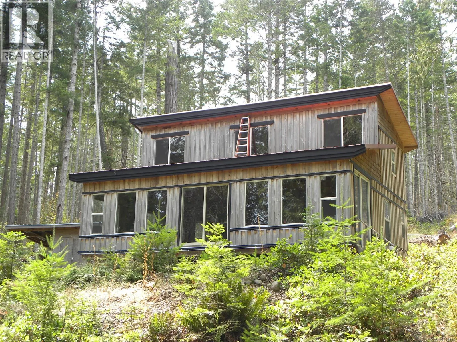 66 SPRING BAY Rd