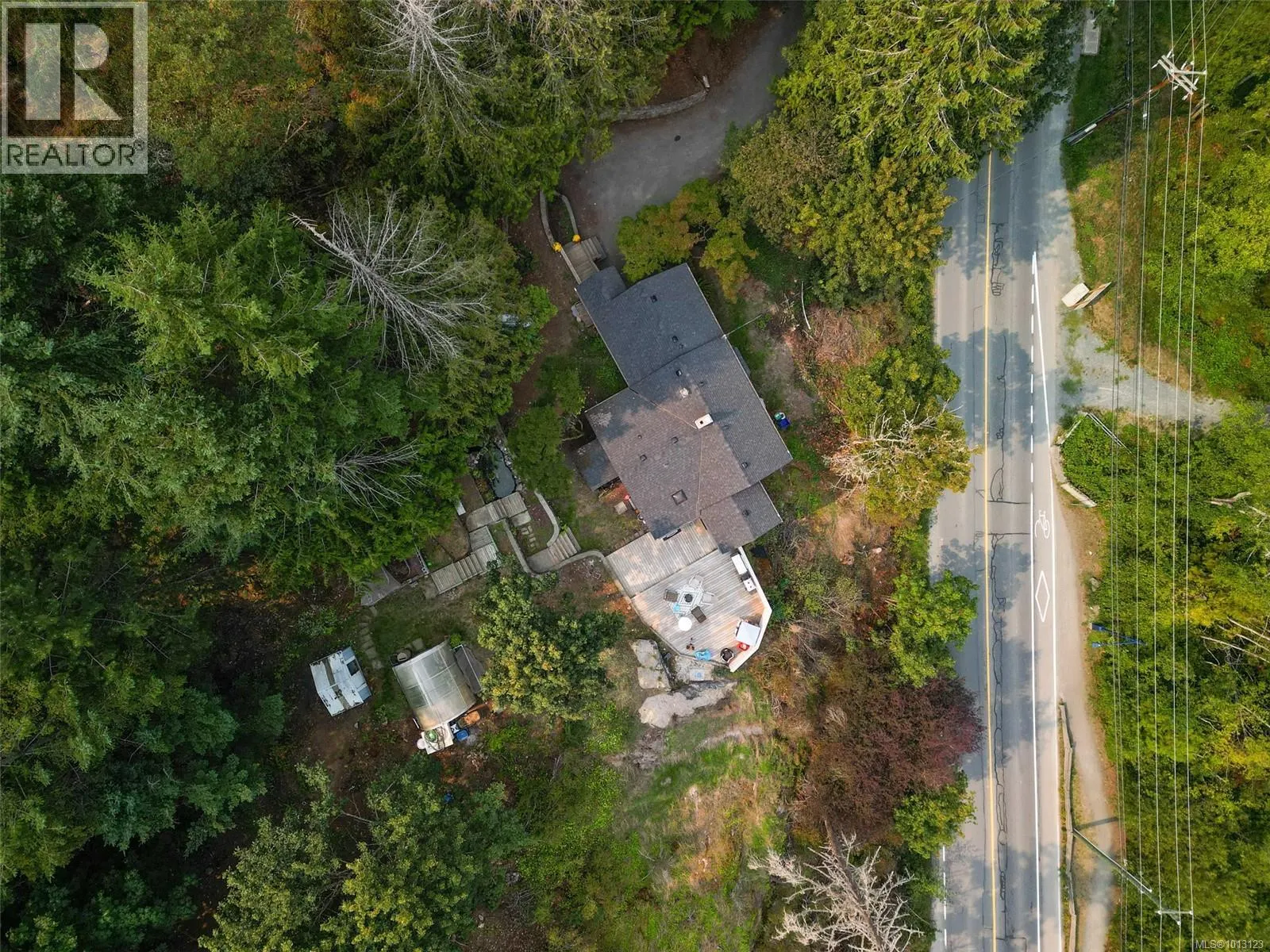 729 Latoria Rd