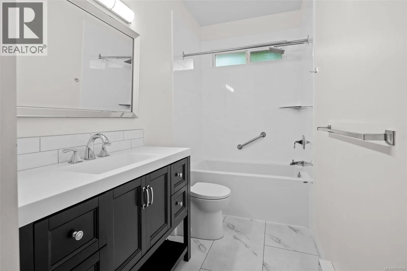 8012 Polo Park Cres