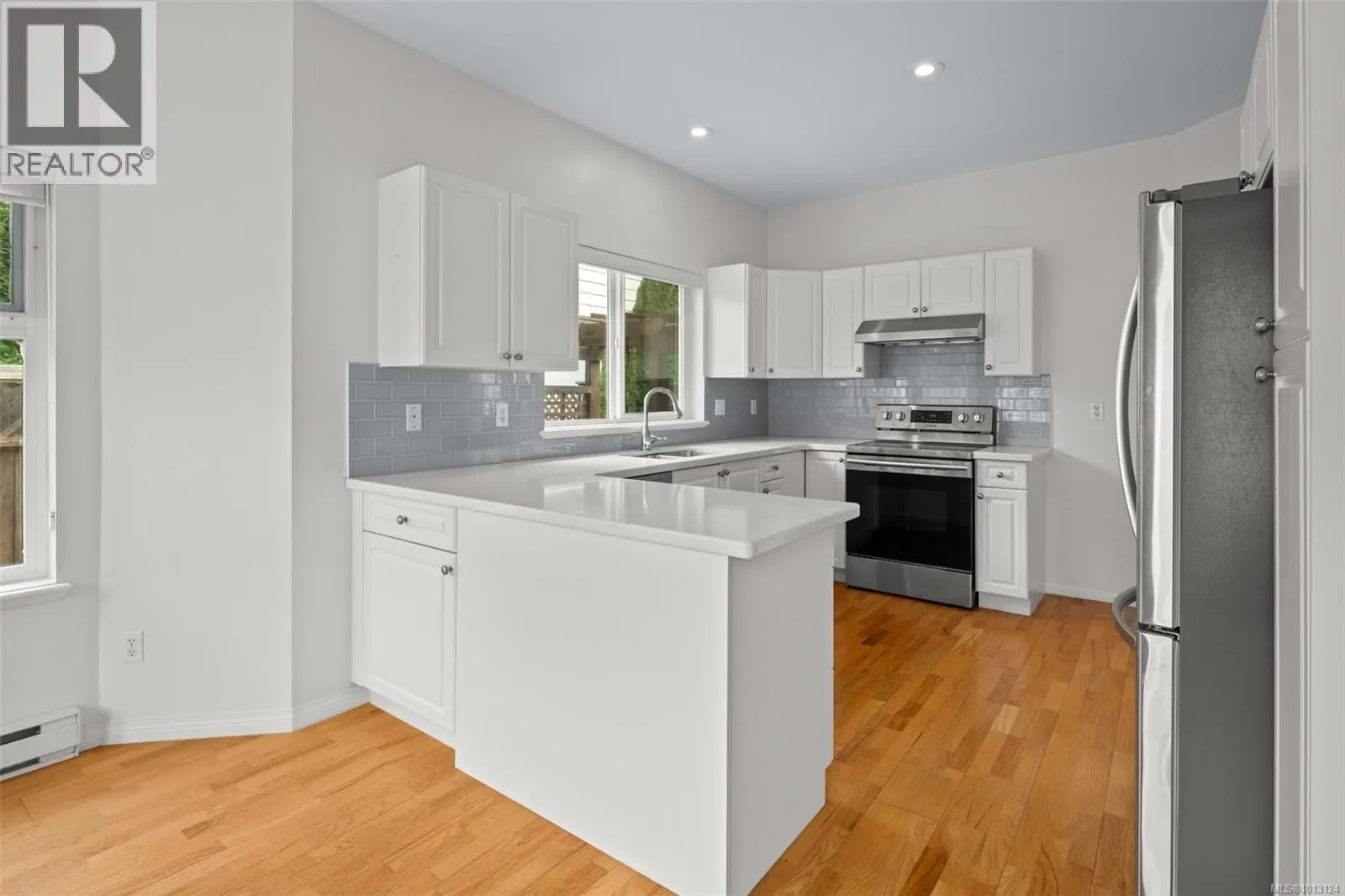 8012 Polo Park Cres