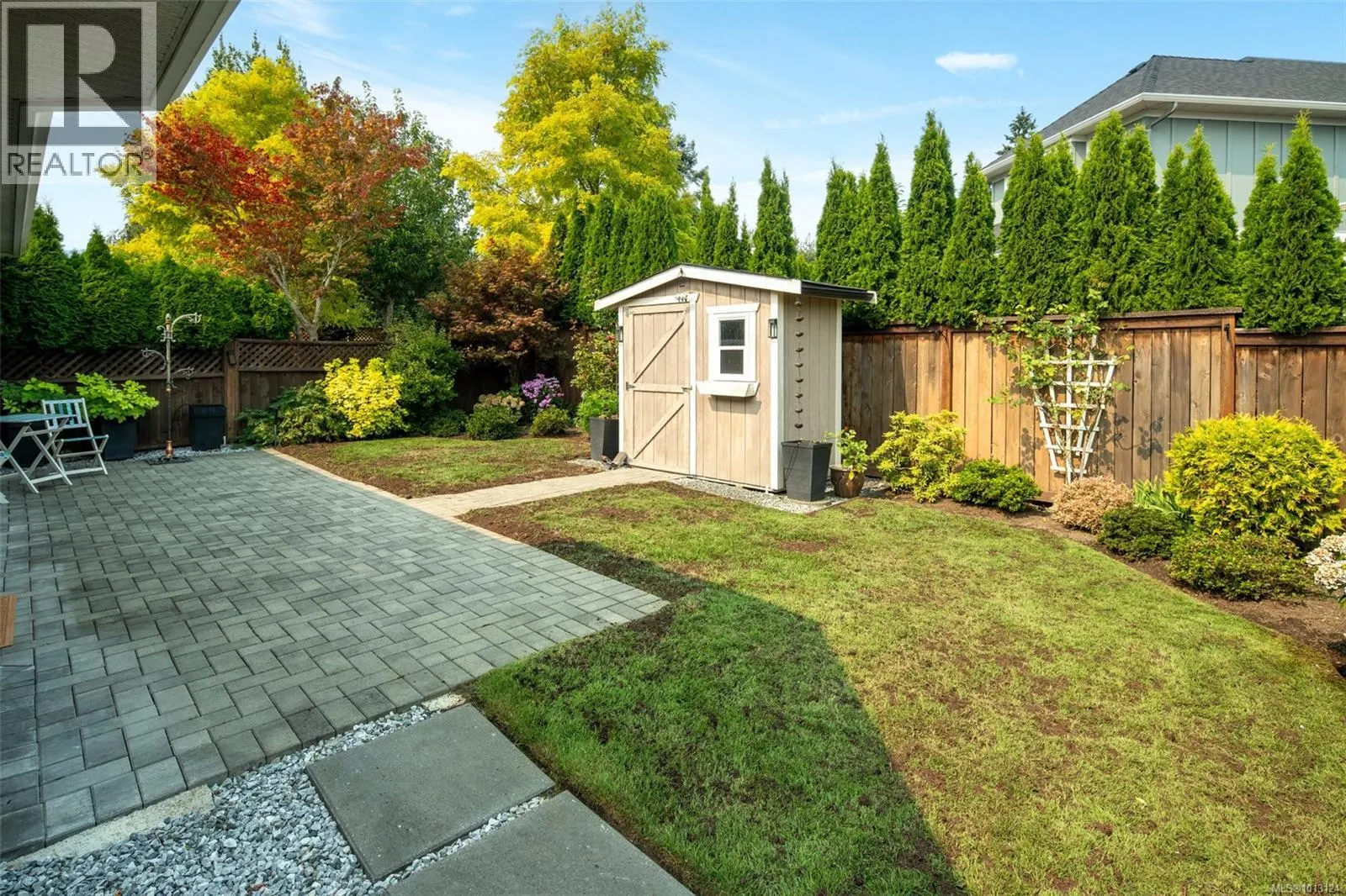 8012 Polo Park Cres