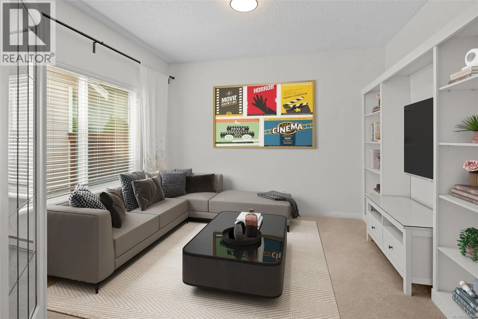 8012 Polo Park Cres