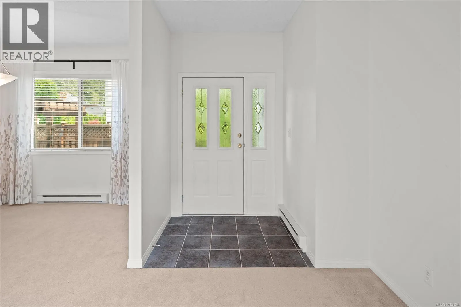 8012 Polo Park Cres