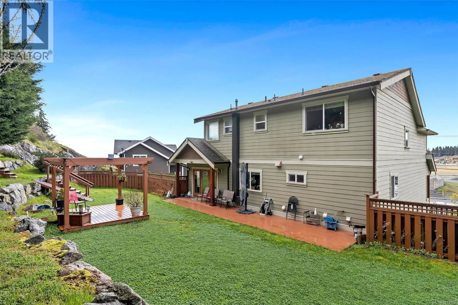 400 Latoria Rd