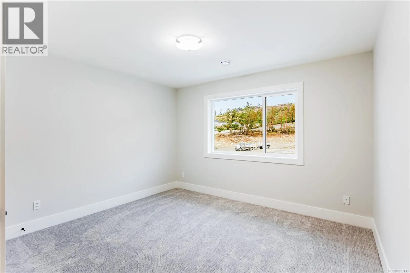 1538 Marble Pl