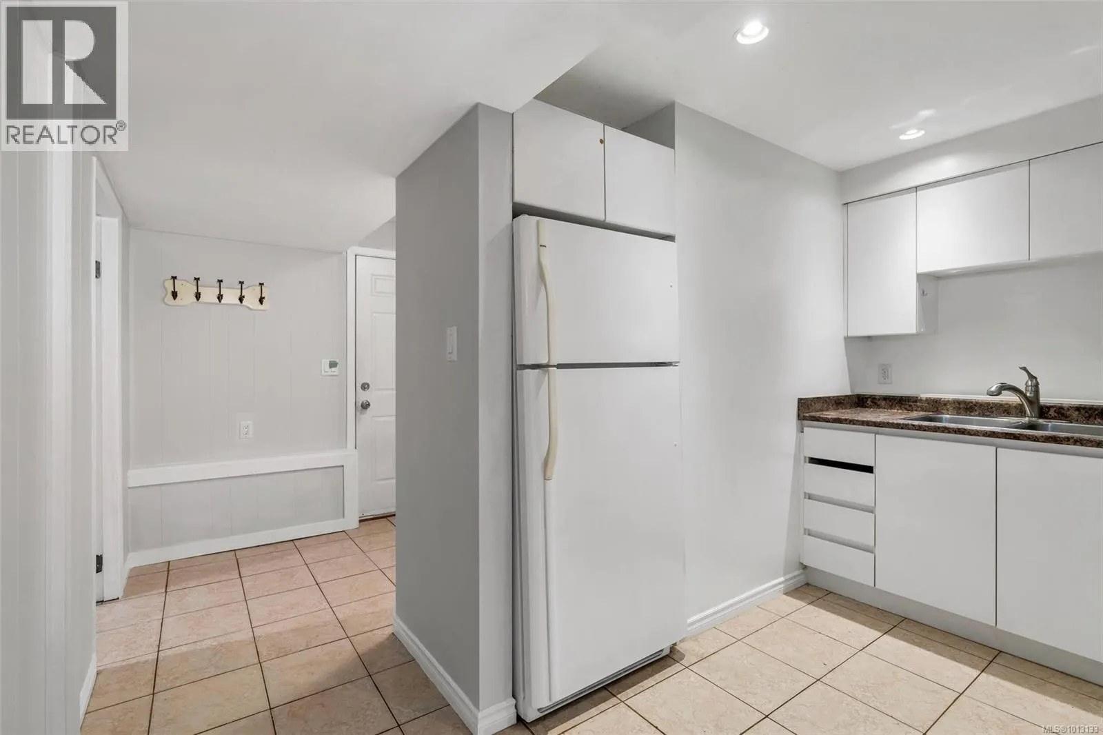 621 Eiderwood Pl