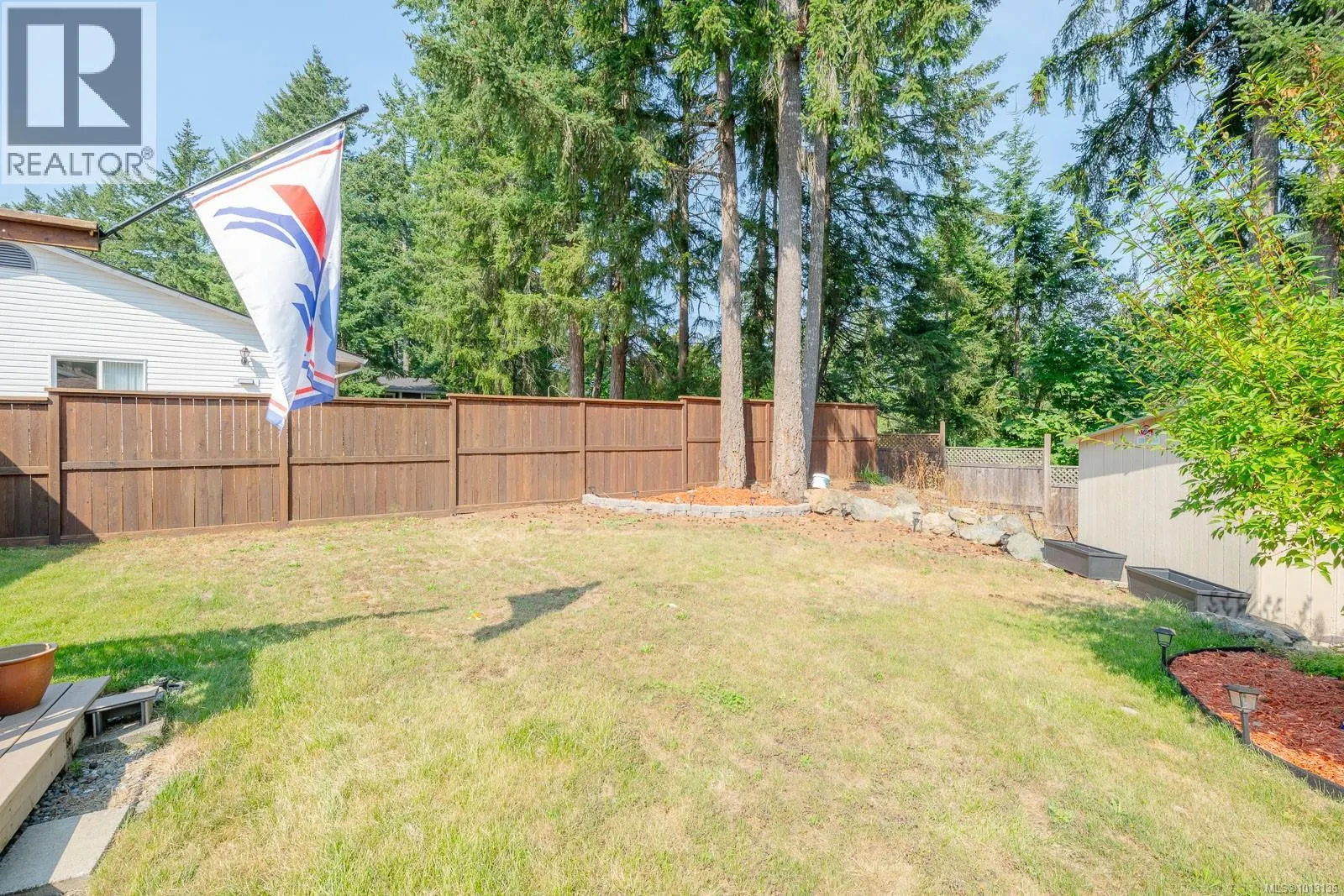 3739 Elworthy Pl