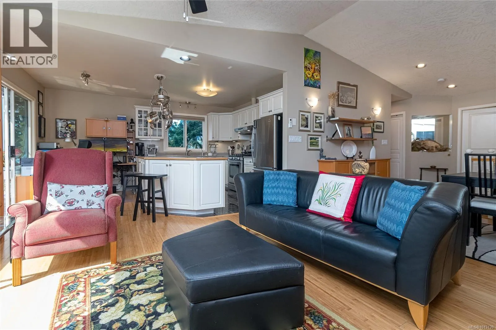 999 Admirals Rd