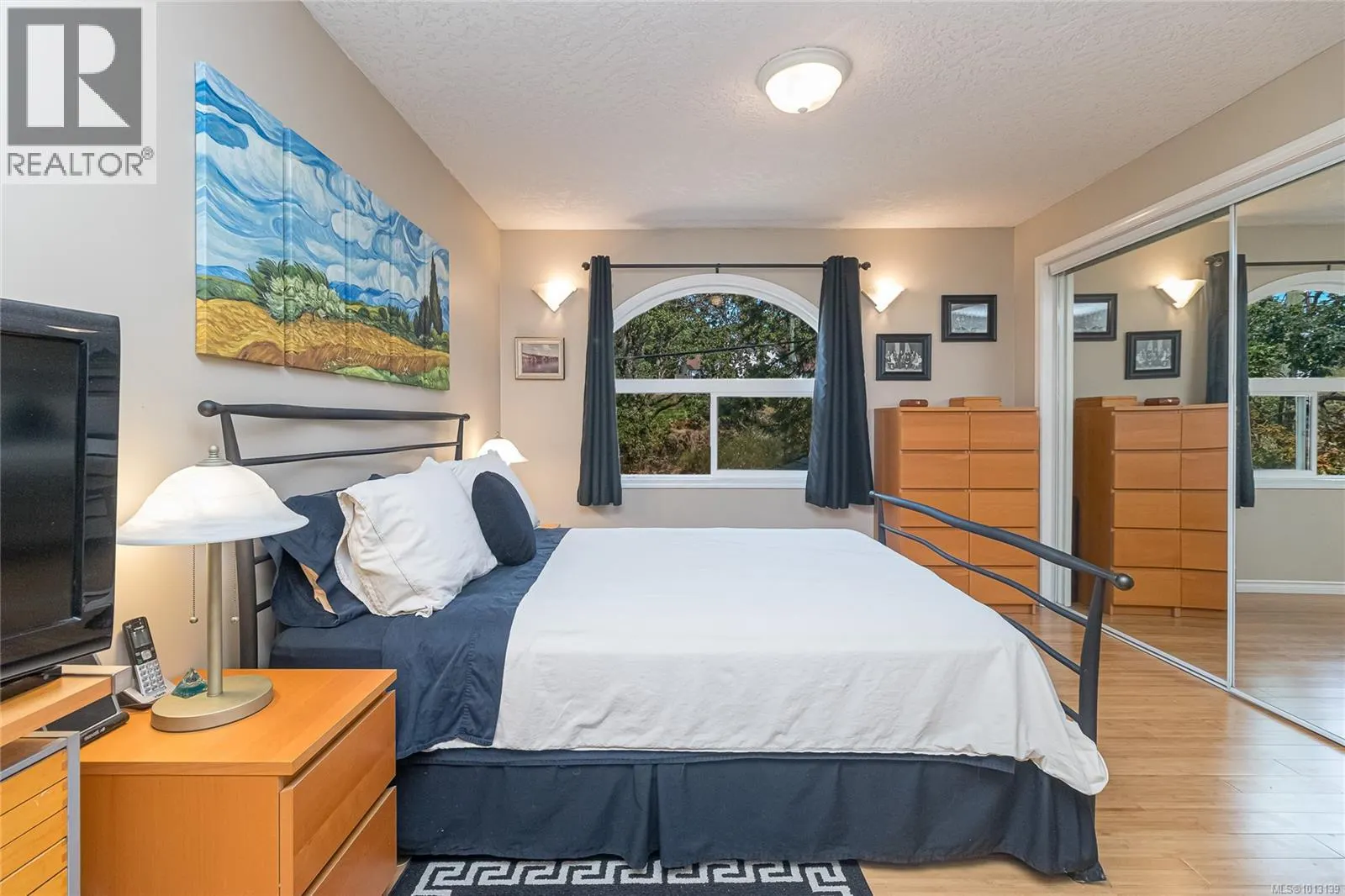 999 Admirals Rd