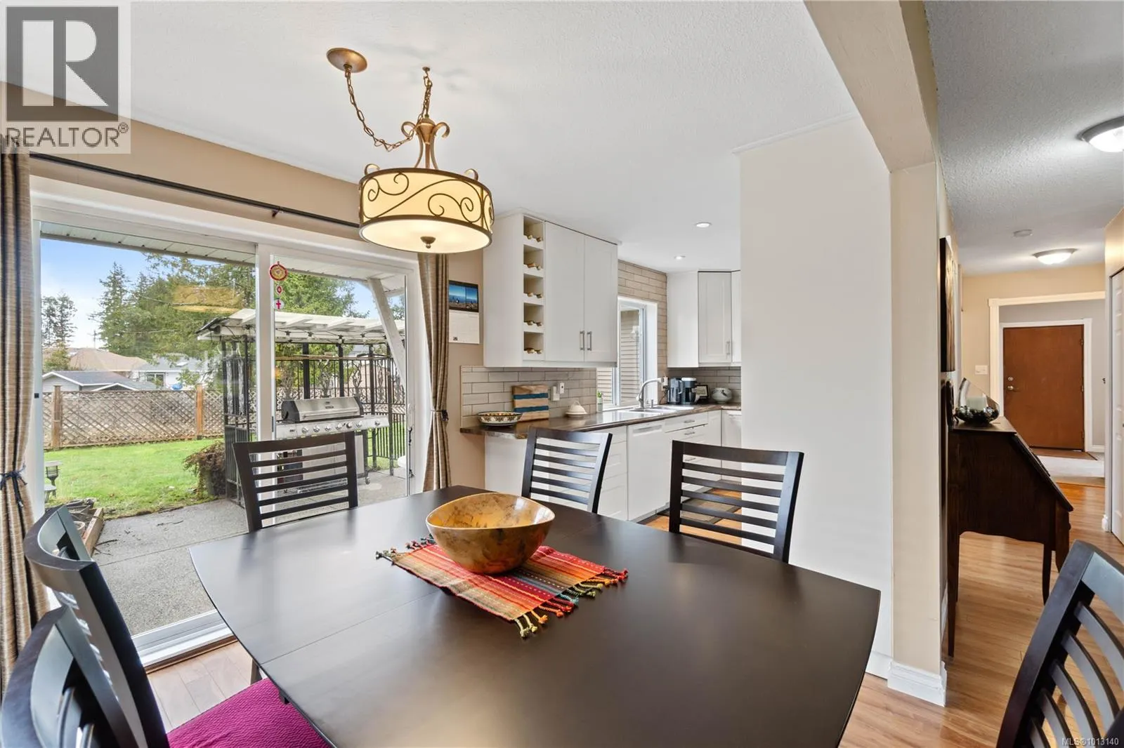 2234 Neil Dr