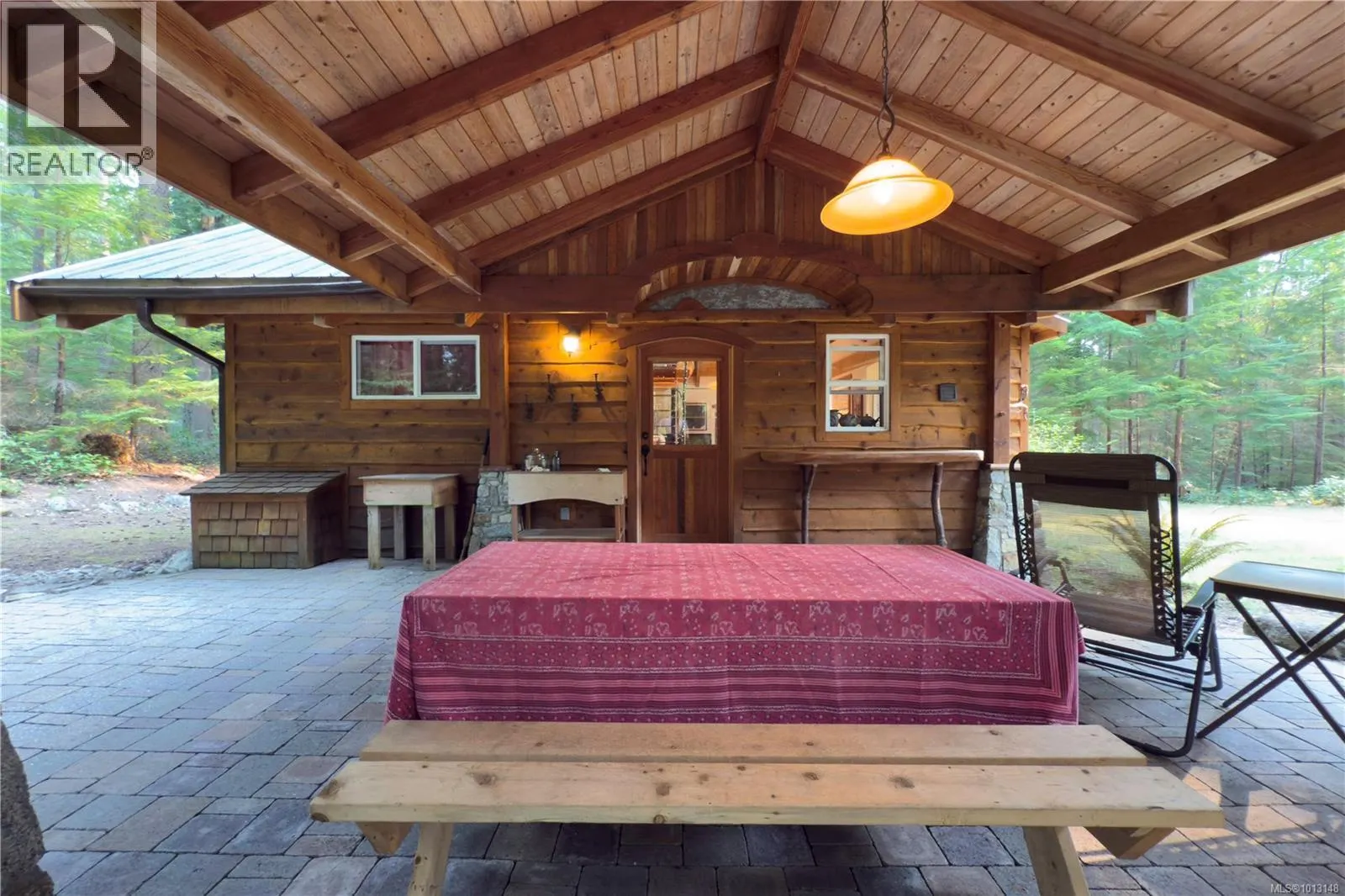 967 Siskin Lane