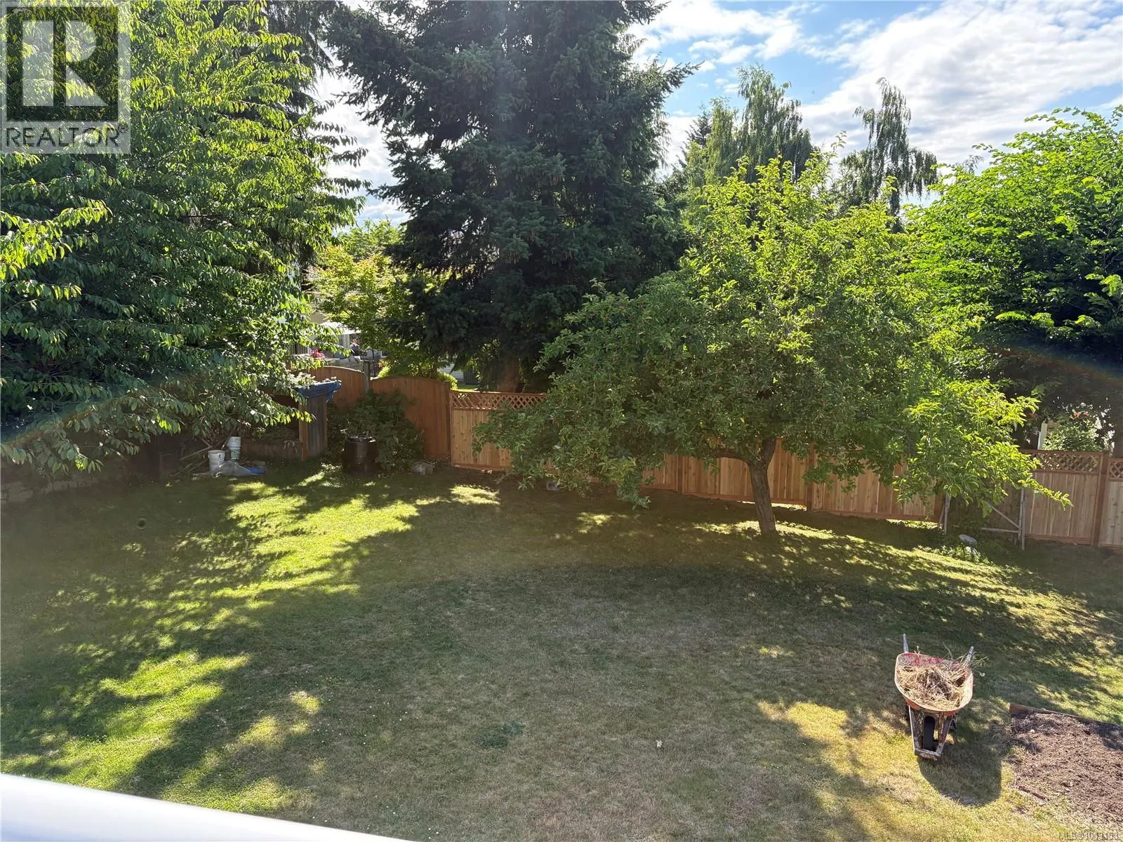 5489 Kenwill Dr