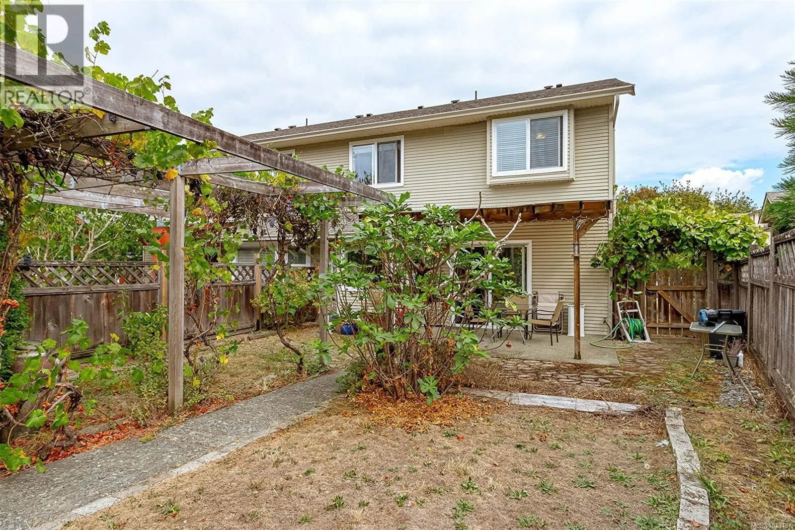 6000 Rockridge Rd