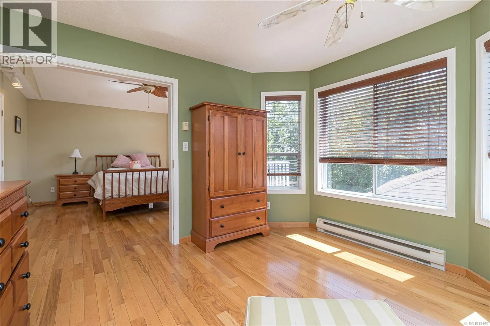 1211 Burnside Rd W