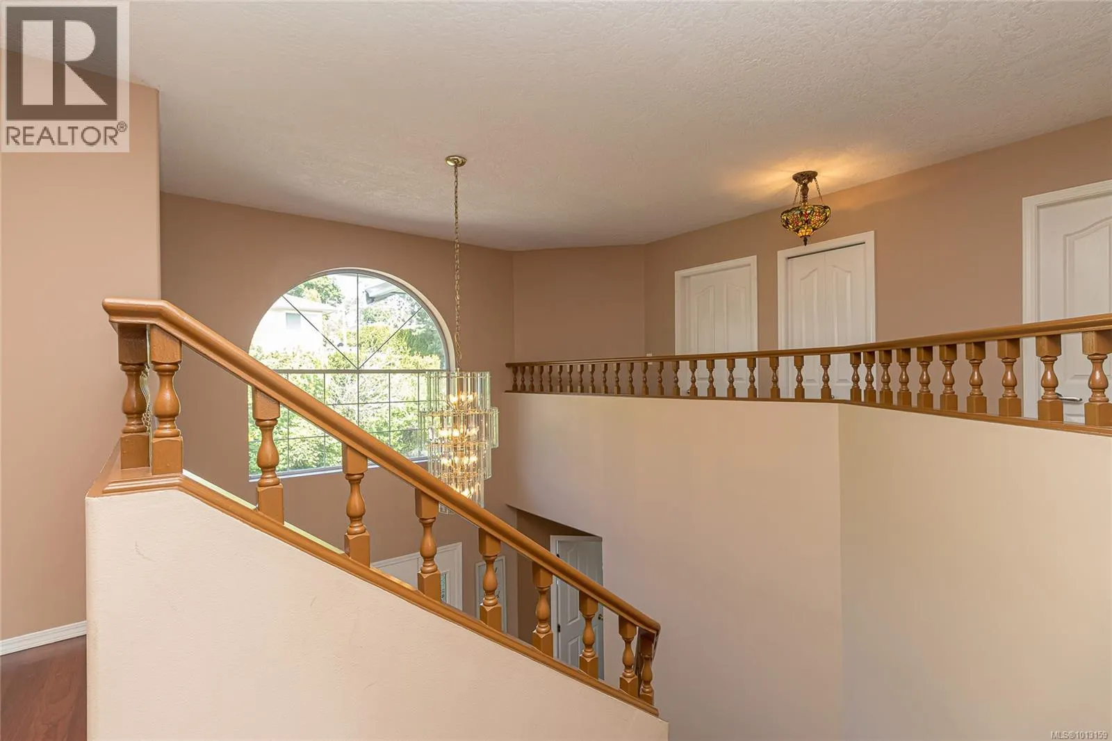 1211 Burnside Rd W