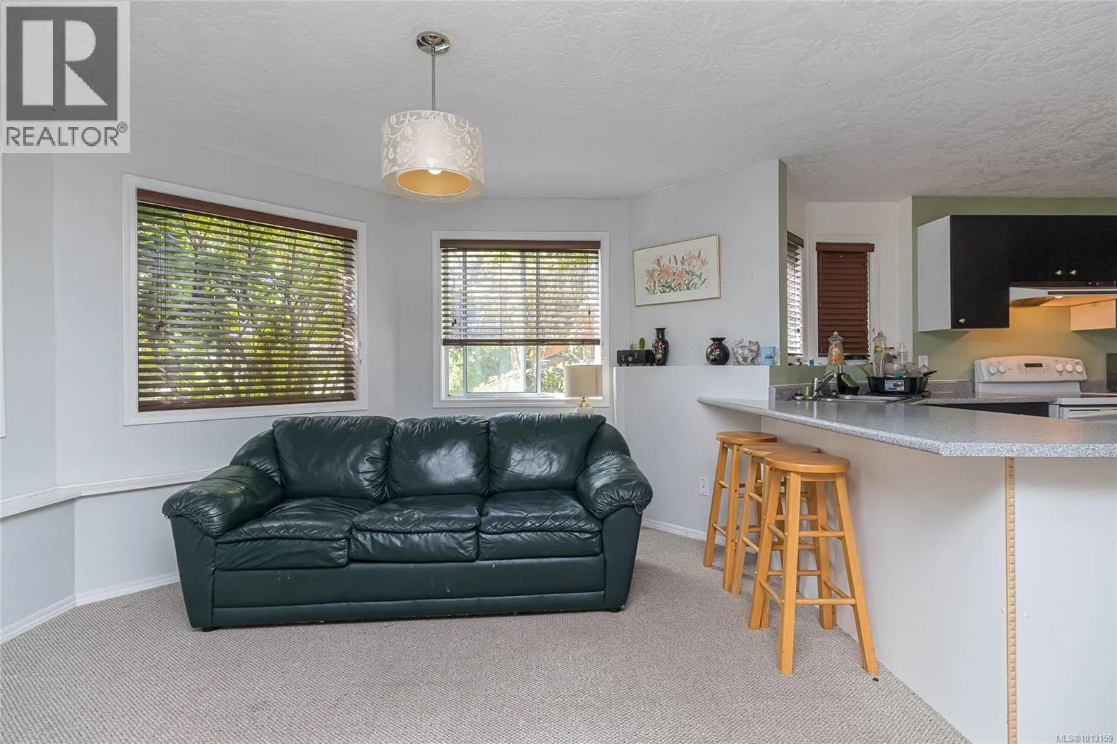 1211 Burnside Rd W
