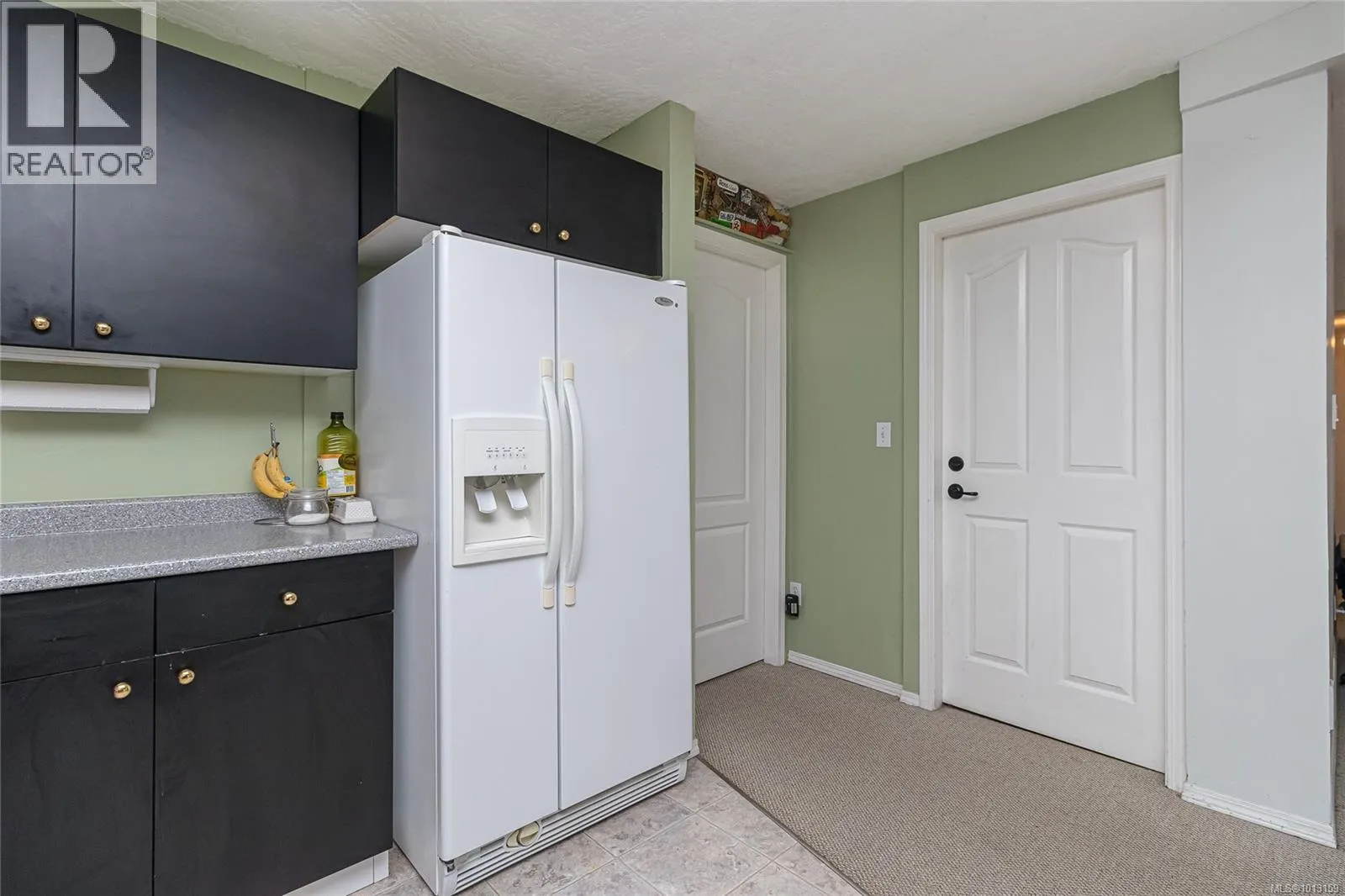 1211 Burnside Rd W