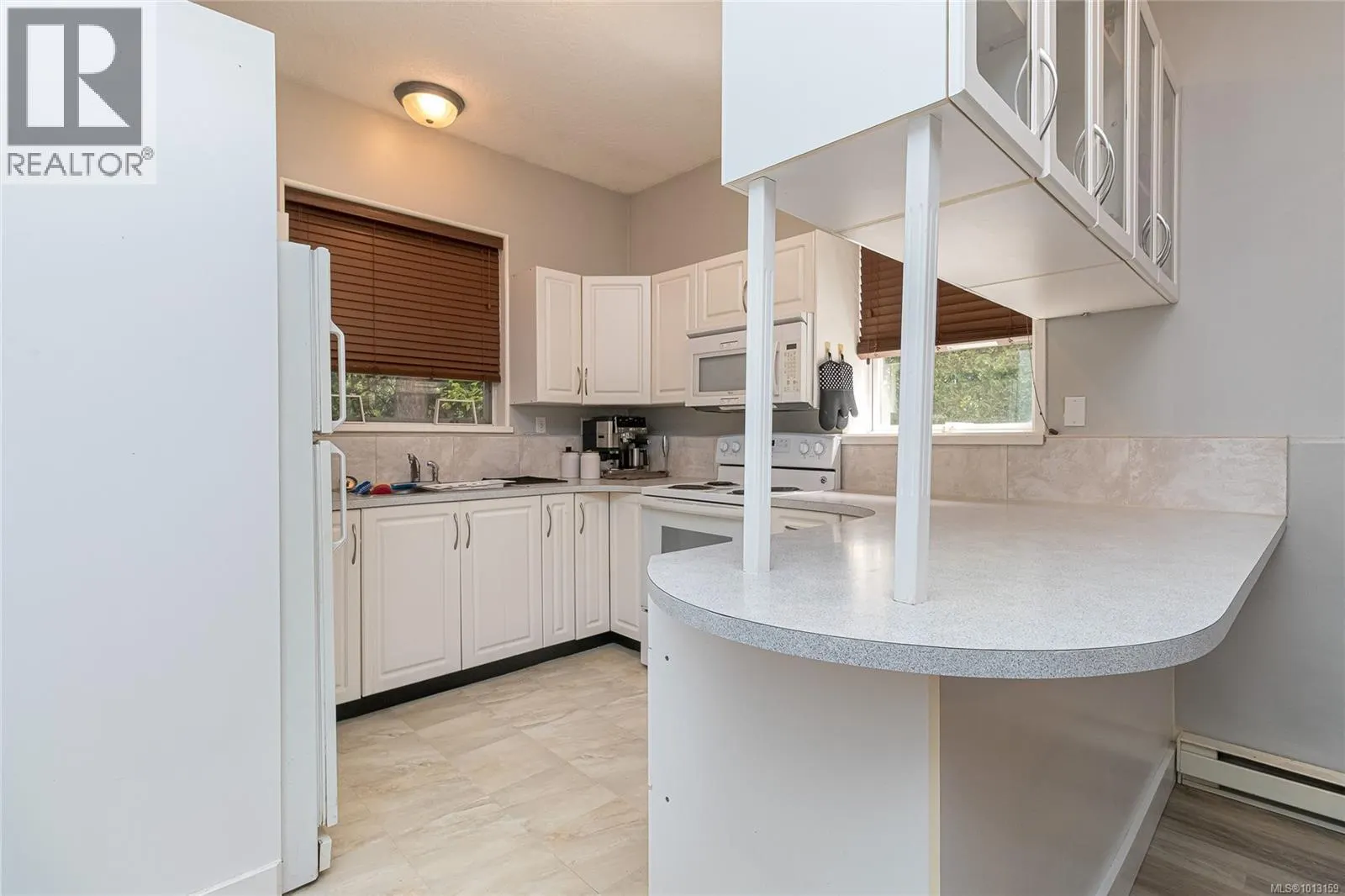 1211 Burnside Rd W