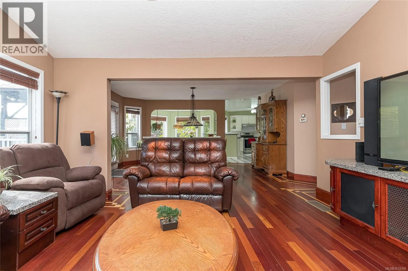 1211 Burnside Rd W