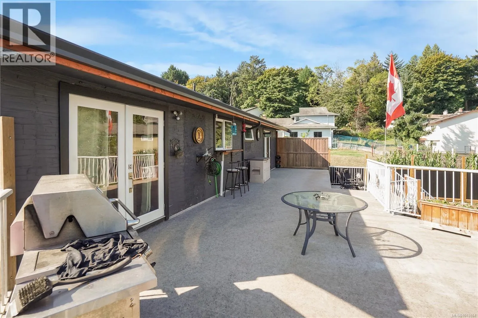 536 Strathdee Pl